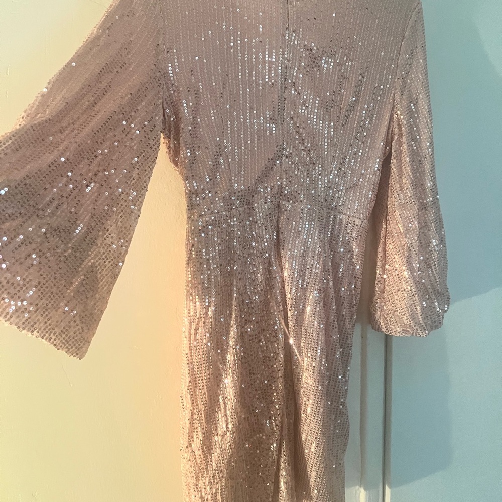 DOUBLE CRAZY Pink Sequin Long Sleeve V Neck Tie Waist Collared Wrap Dress Sz M